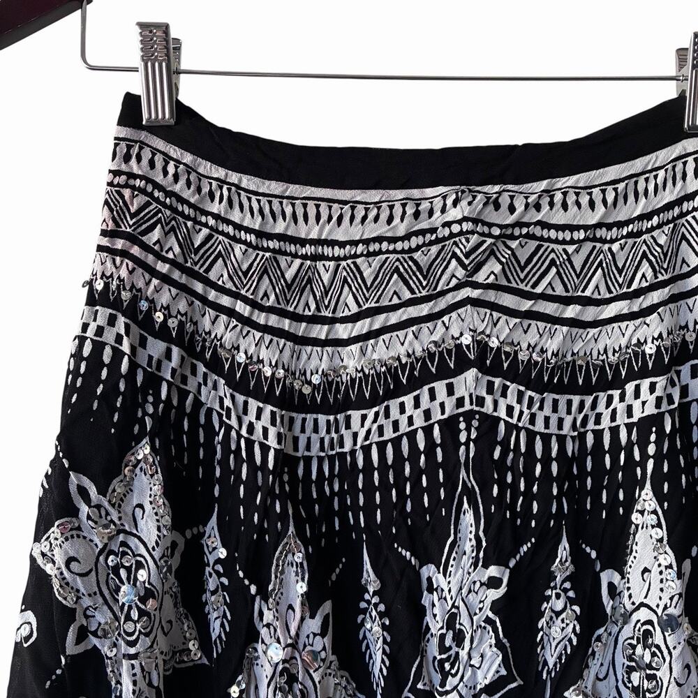 Women’s Flowy Black & White Sequined Boho Midi Knee-Length Skirt Button Closure